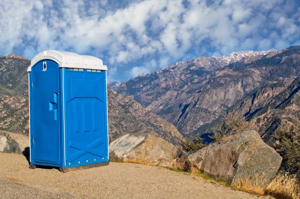 Best Portable restroom trailer rental  in Wilderness Rim, WA